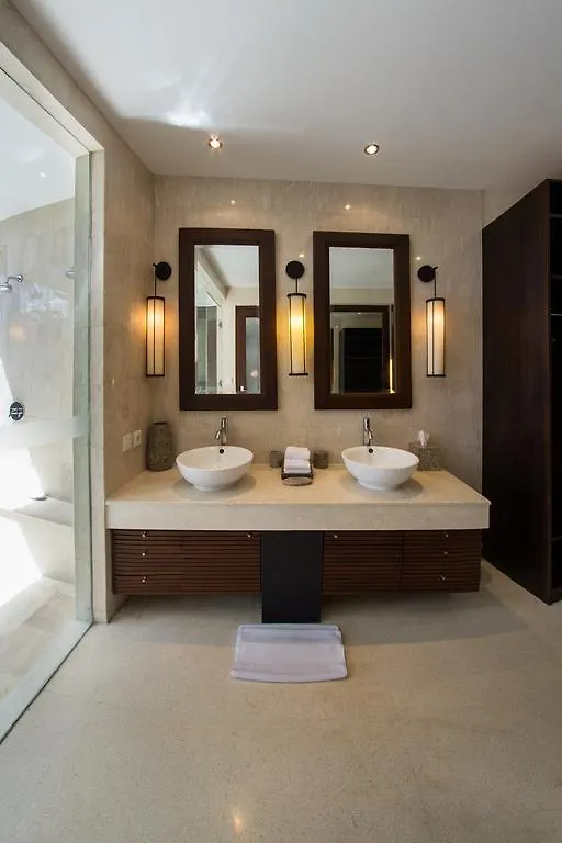 Villa Seratus Jimbaran Indonesien