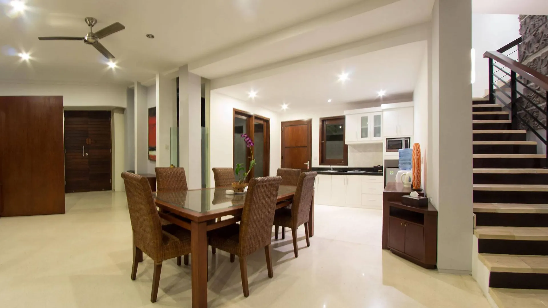 Villa Seratus Jimbaran 0*,